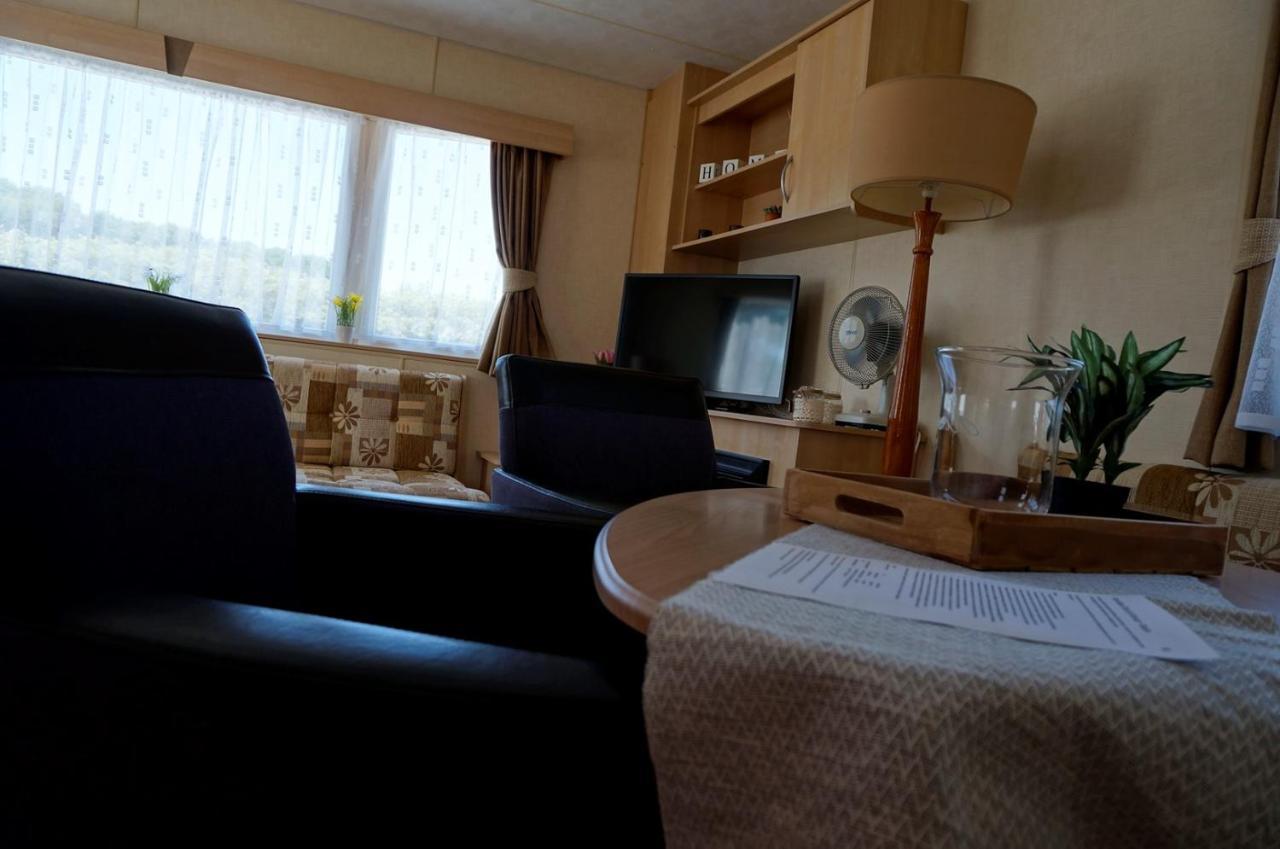 Weerribben Chalets 호텔 Paasloo 외부 사진